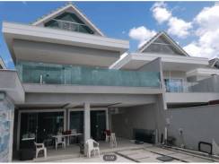 Recreio dos Bandeirantes Riviera del Sol. Casa duplex com duas vagas